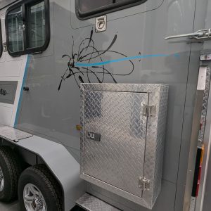 2HAL-C4900 horse float